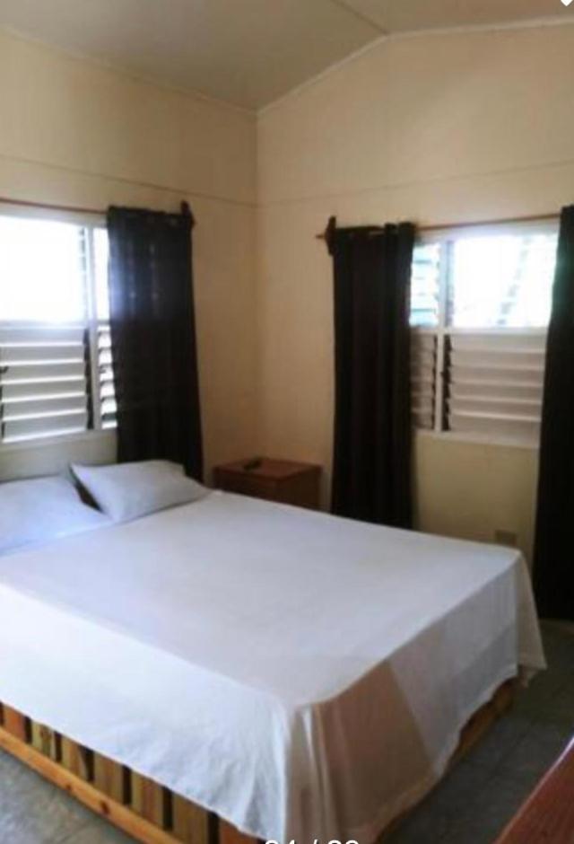 Andre'S Guest House Negril Pokój zdjęcie
